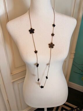 Delicate Floral Long Necklace - Black Flower Motif